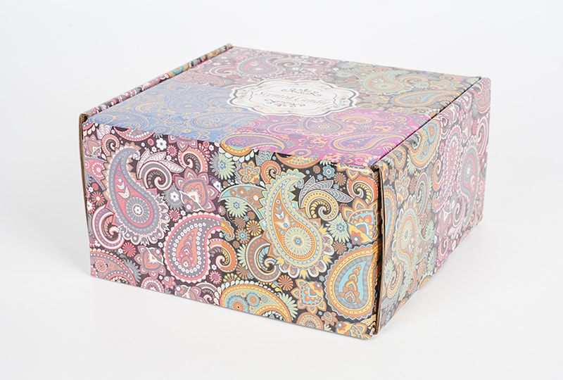 Bougie en pot en métal à couvercle cachemire gaufré