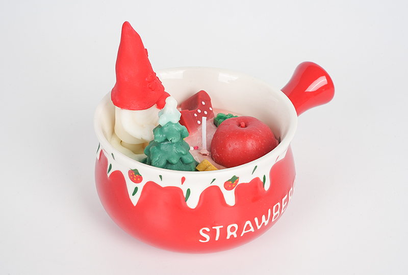 Tasse à dessert aux fraises, bougie faite à la main, série de festivals de gnomes de Noël