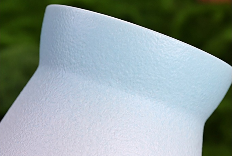 Bougie en pot en céramique texturée mate en bois et mèche