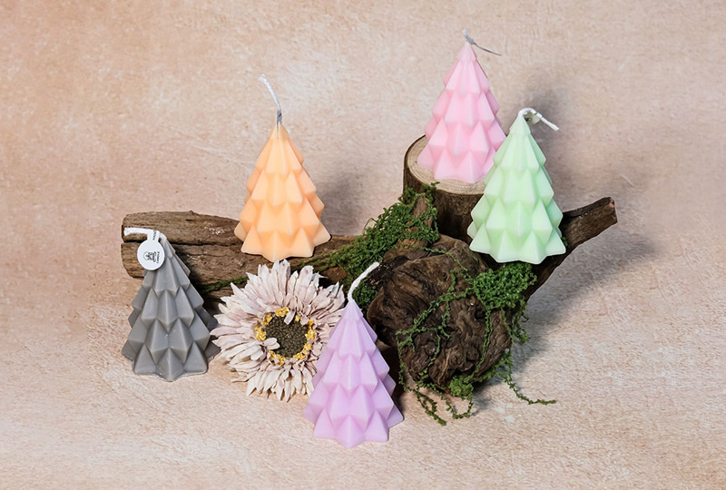 Bougie faite à la main de série de festival de cire de soja parfumée par arbre de Noël géométrique