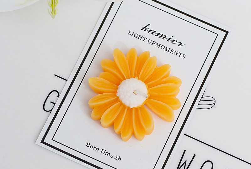 Bougie faite à la main en forme de fleur en forme de marguerite