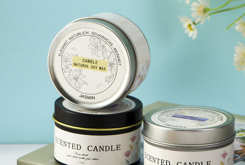 Bougie en pot en métal de voyage parfumée florale minimaliste