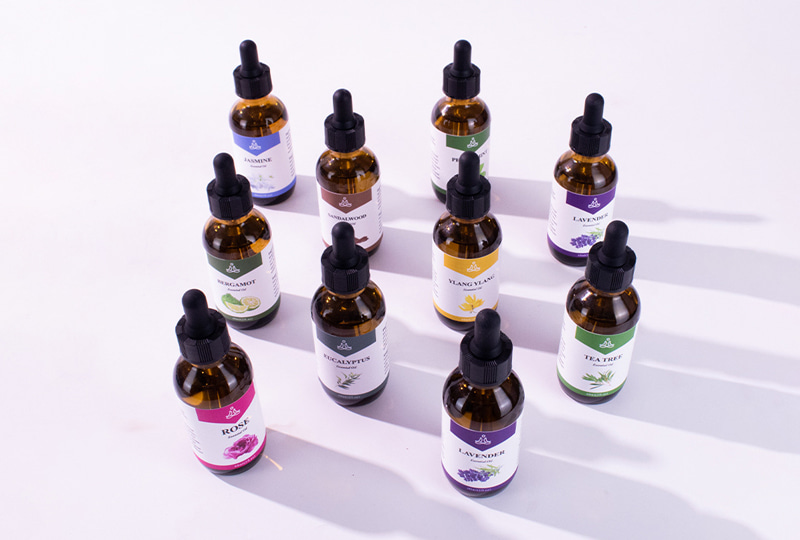 Mélange de diffuseur d'huiles essentielles d'aromathérapie végétale naturelle