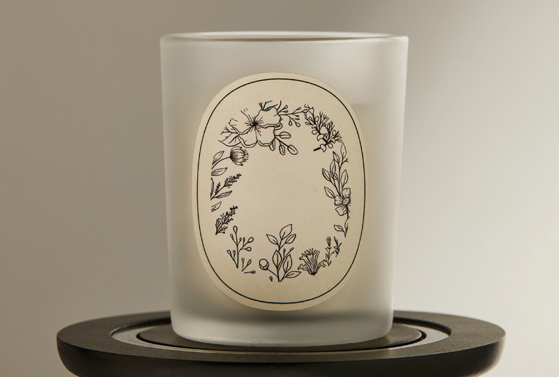 Ensemble de bougies en verre minimaliste floral