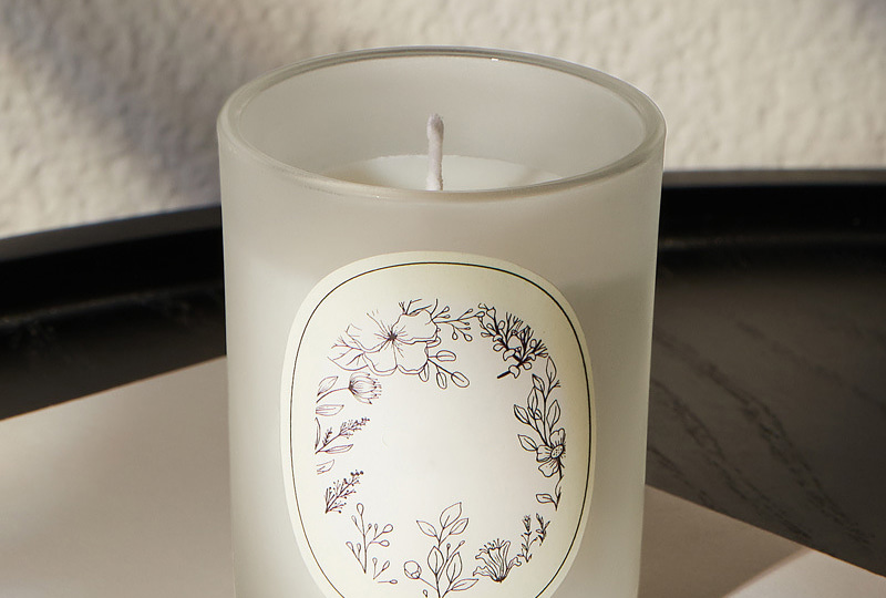 Ensemble de bougies en verre minimaliste floral