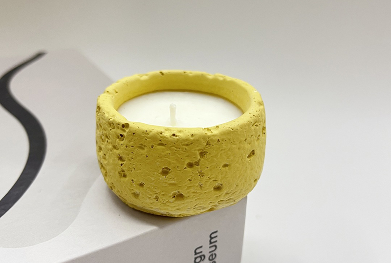 Mini pot de bougie en ciment à texture volcanique