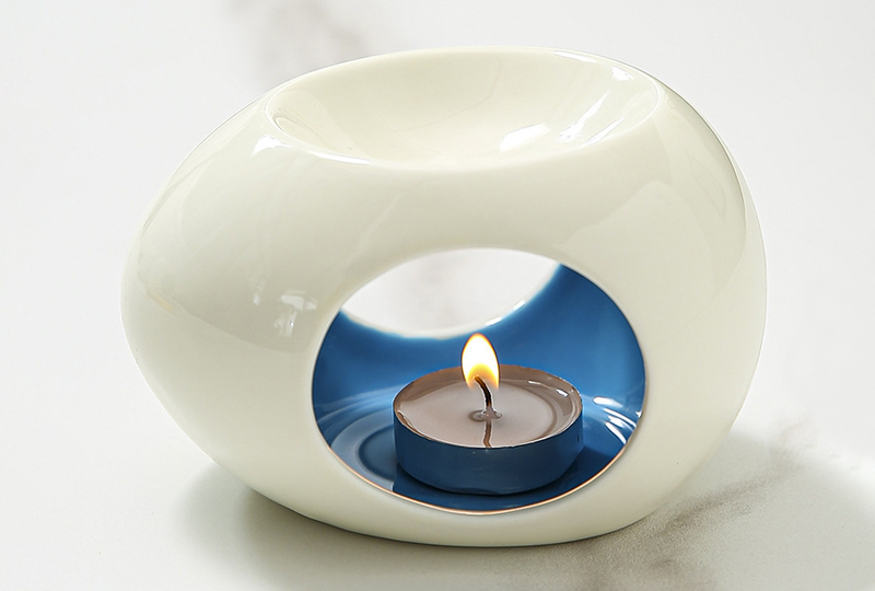 Brûle-encens minimaliste en céramique
