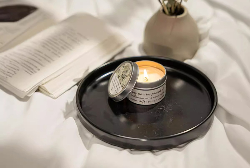 Pot en métal rond en étain pour bougie en aluminium avec couvercle