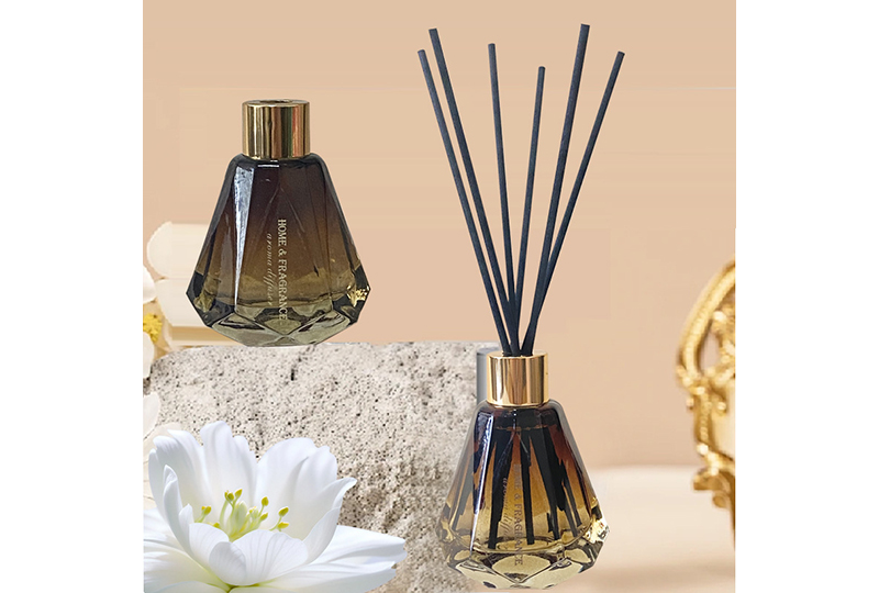 Diffuseur de roseaux d'aromathérapie longue durée de 65 ml