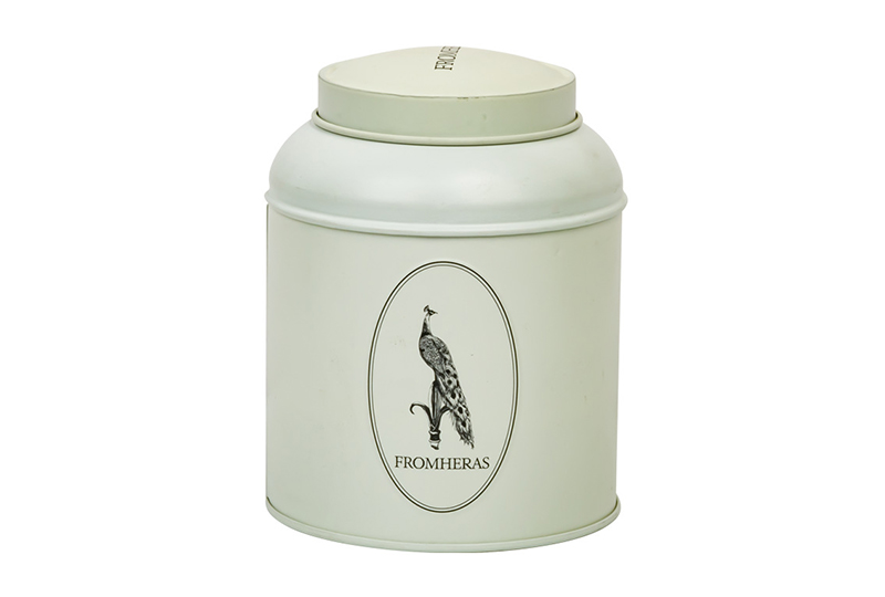 Bougie en pot en métal avec couvercle et illustration gravée blanc mat