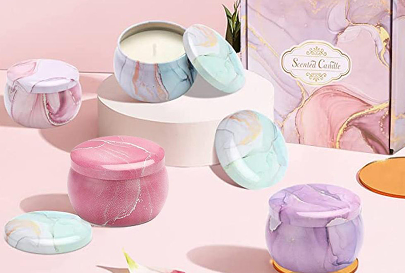 Bougie ronde en pot en marbre avec couvercle et imprimé marbré pastel