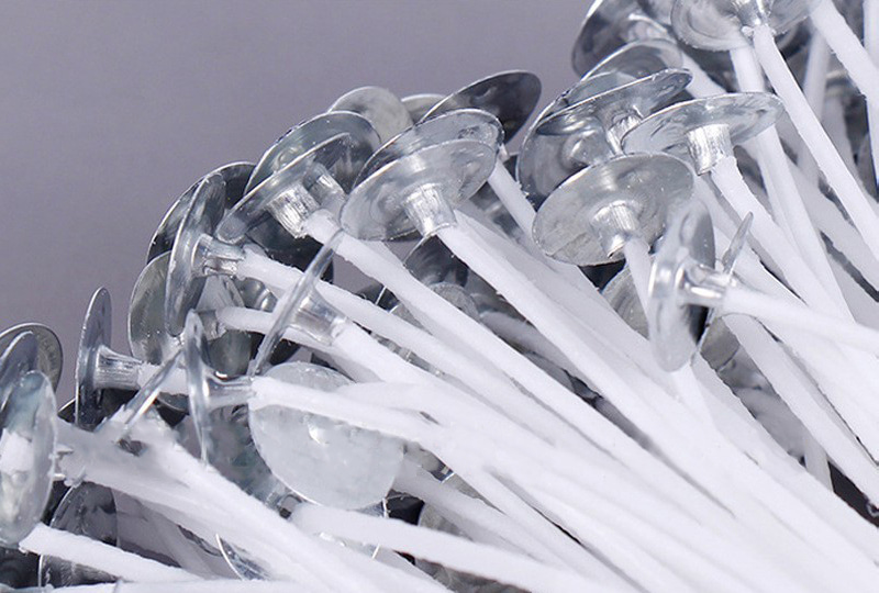 Mèche de bougie en coton pré-onglets avec support adhésif