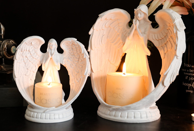 Bougeoir en forme d'ange en résine blanche embrassant